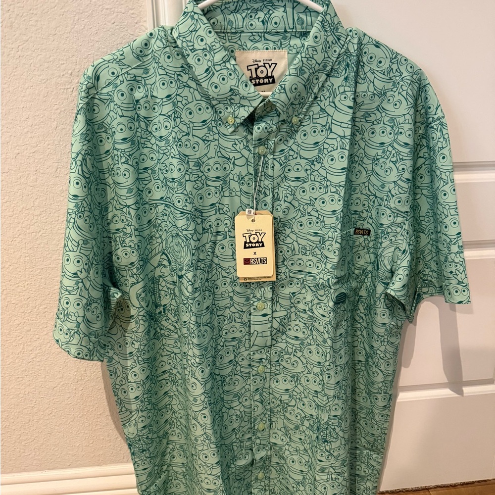 RSVLTS Toy Story Alien Print Men's Shirt - Green